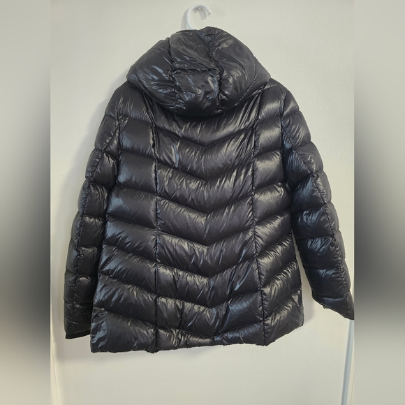 DKNY Black Premium Down Puffer Jacket Winter Warm Lightweight Size L - Picture 9 of 9